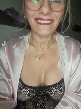 Blond_lady_czech webcam