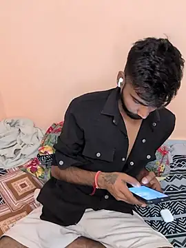 bisexual_yhh webcam