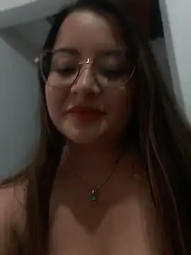 LunaDiaz999 webcam