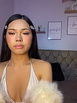 MiaraLove webcam