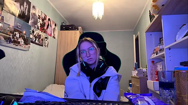 SoniaKotts webcam