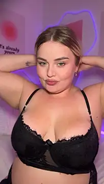 April_Vancee webcam