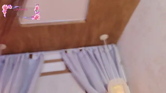 RenataLeclair webcam