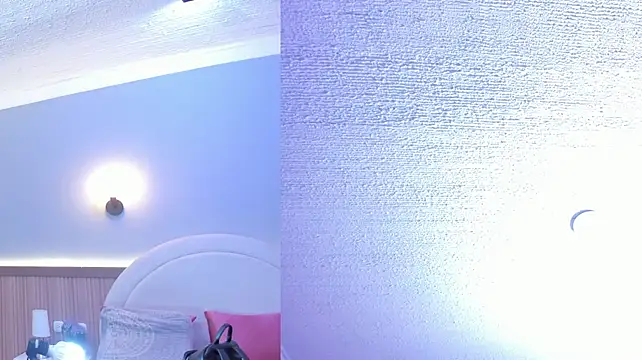 emilytowzen webcam