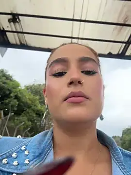 isabella_ferrer99 webcam