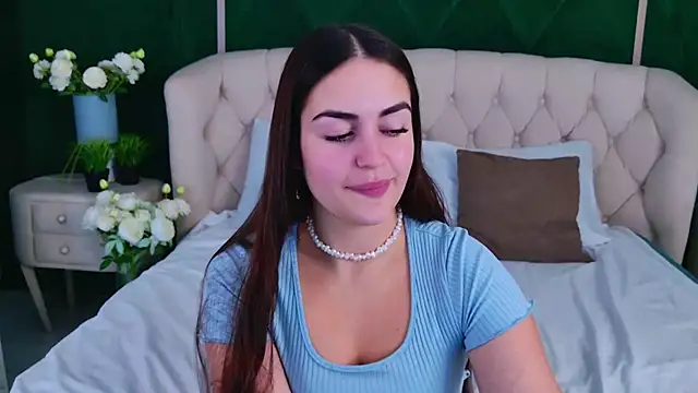 MileyBreen webcam
