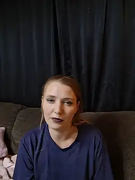 ValleyKnox420 live sex cam