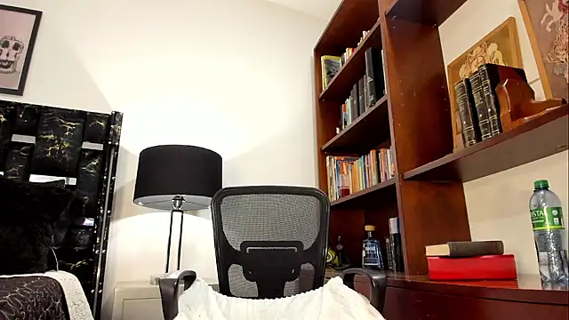 LilithBonneth webcam