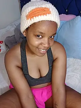 dangerous-smile webcam