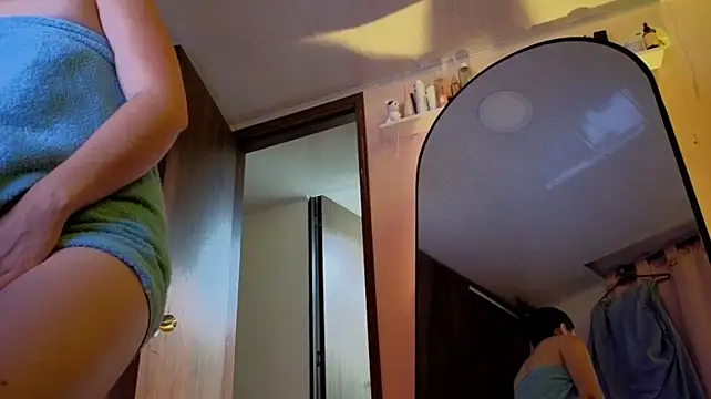 ChanellGV live cam on StripChat