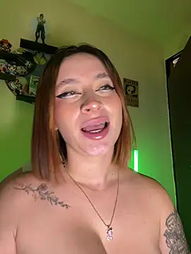 chloe_rockss_ live cam on StripChat