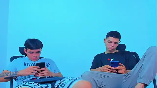 Thomas-Wil live cam on StripChat