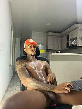 YeremiBrowm webcam