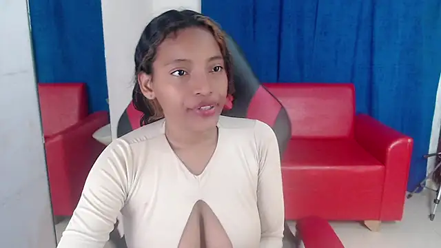 Rubievans22 webcam