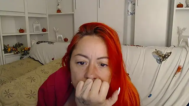 _karolynesyera_ webcam