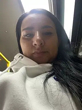 Abril_Luv webcam