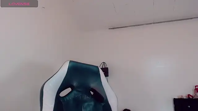 Oriana_braom webcam