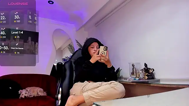 Meghan320 webcam