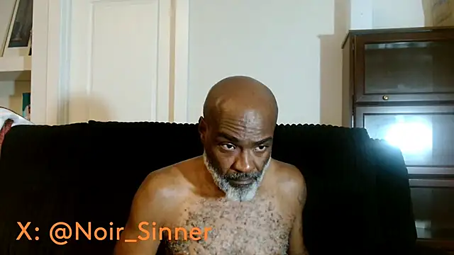 sinnernoir (M mature) - stand and stroke, show ass