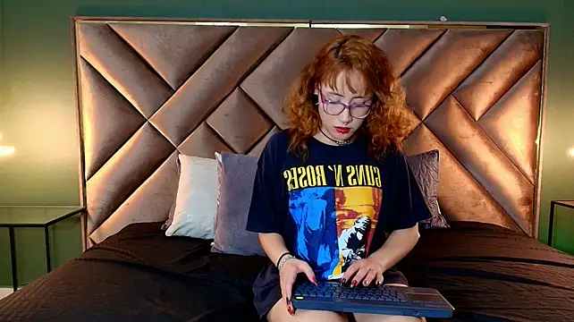 Rache_Roth webcam