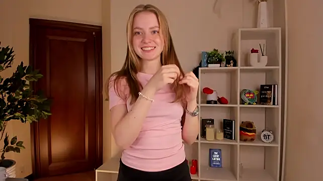 SaritaCaughman webcam