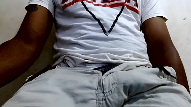 royblackbigpvt webcam