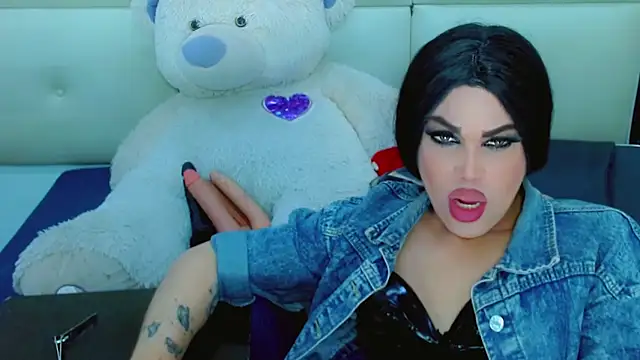 NharaBigCock webcam