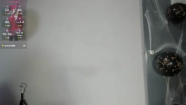 kaylaMinov_