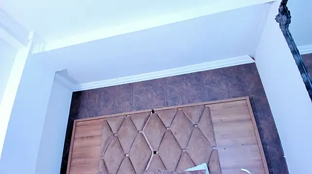 TaylorAndThalia webcam