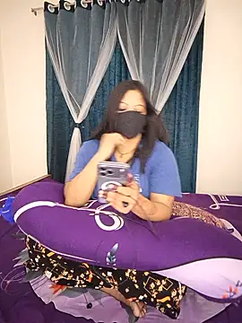 Cute_Ishita103 webcam