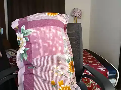 Hottie_sneha webcam