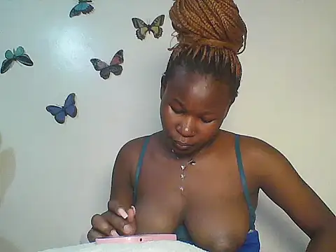 spicynadia webcam