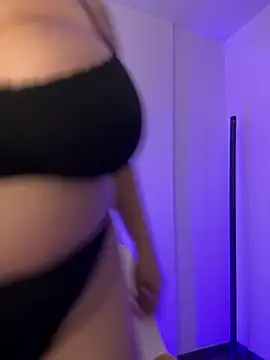 kristynmassey webcam