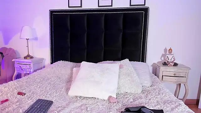 mariana__thompson webcam