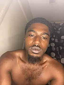 BrownSkinHandsome webcam