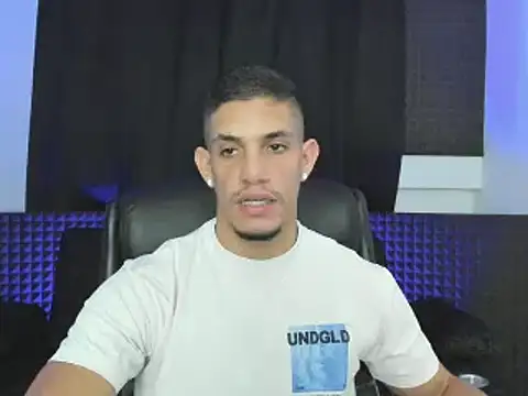 jhonnysnow17 webcam