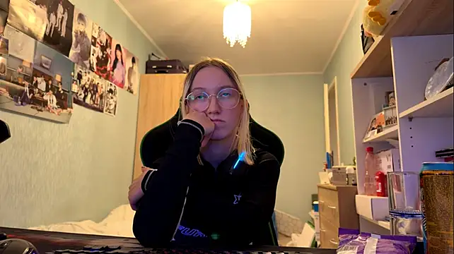 SoniaKotts webcam