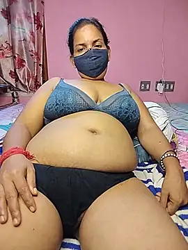 Rashilii_Bhabi live sex cam