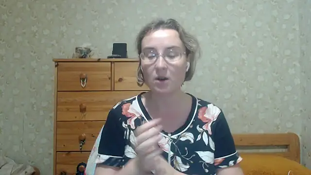 Smart_Rose live cam on StripChat
