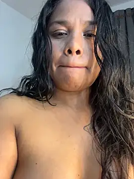 Rashell1_Queen