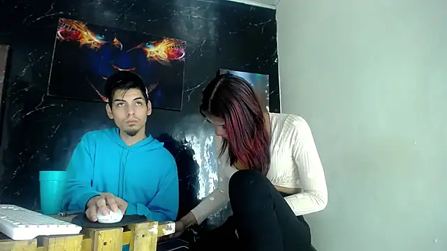 LuxeCouple live sex cam