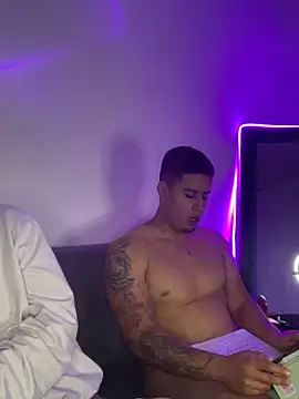 miaftmax live cam on StripChat