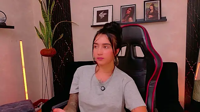 EmmyEvans1 webcam