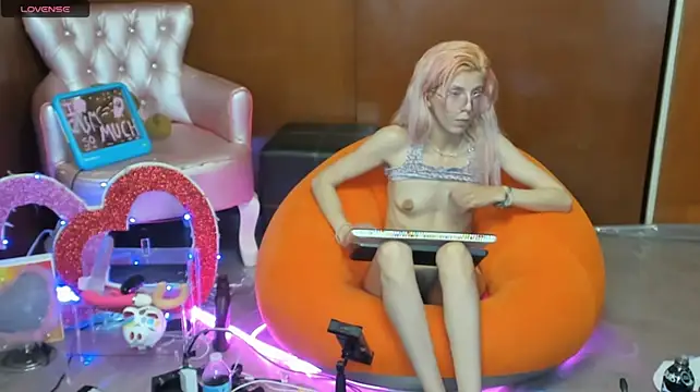 Skinygirl webcam