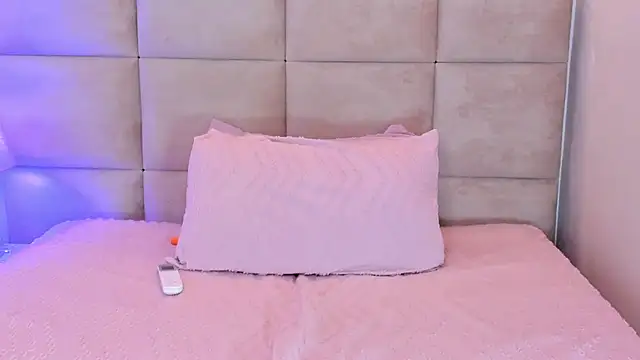 ViolettaReyyes's room