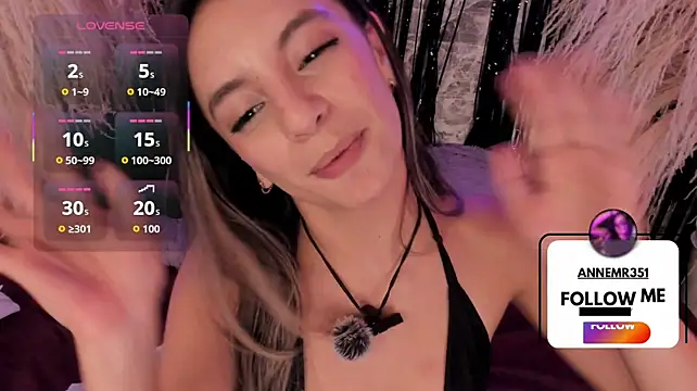 MaryAnneeXOO webcam