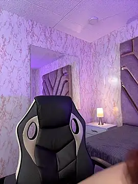 Elodiee_Roussee webcam