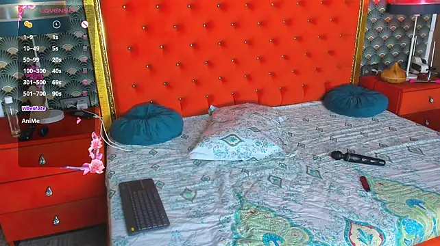 VallerieJones webcam