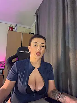 Hotangel75