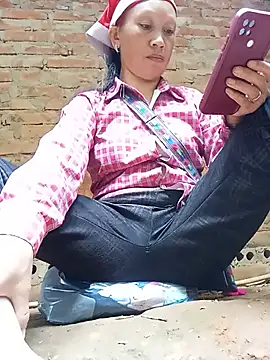 Linda-04 webcam